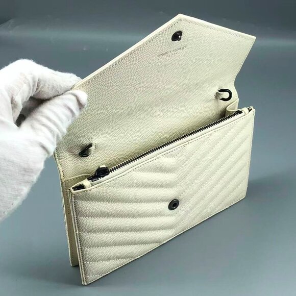 Saint Laurent 19*12*4cm Good - Picture 5 of 15